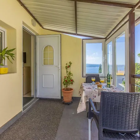 Miroslava * Crikvenica